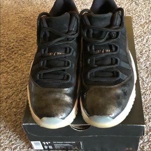 Jordan 11 low barons